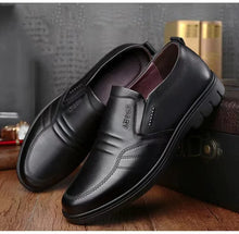 Load image into Gallery viewer, Classic Men's Formal Leather Shoes